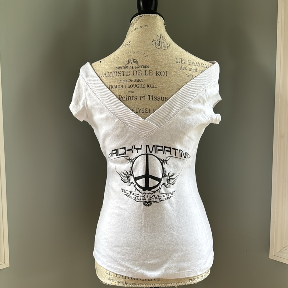 Ricky Martin‎ 2007 concert short sleeved tee EUC size L